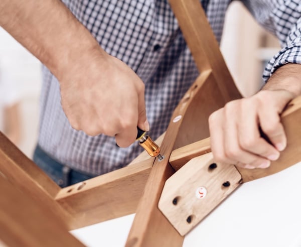 Desmontagem de Móveis