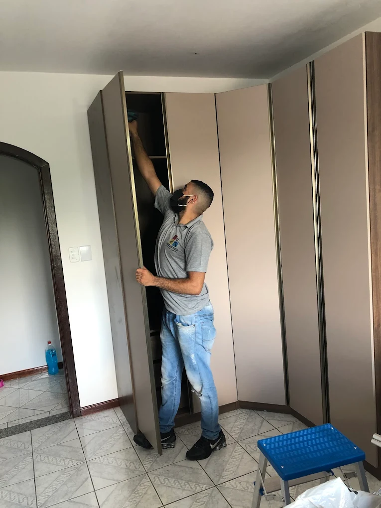 Felipe Silva Montador - Profissional especializado